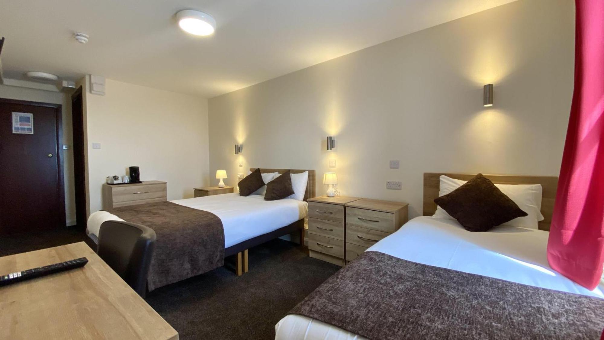 Russ Hill Hotel Charlwood Pokoj fotografie